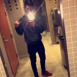 Meet your Posher, Dylan